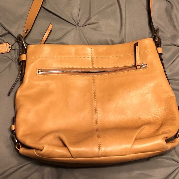 COACH leather cross body purse - Picture 3 of 4